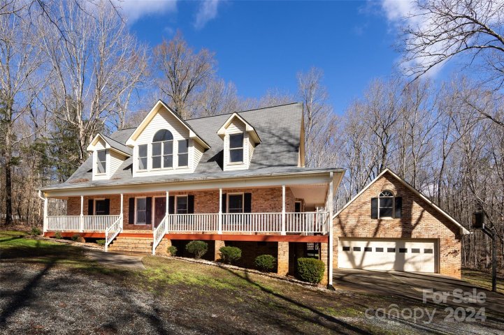 7306 Mockingbird Lane sold home in Plantation Forest, Waxhaw, NC
