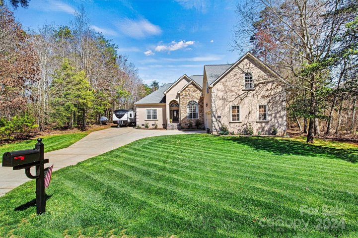4705 Sagittarius Circle sold home in Stonecroft, Denver, NC