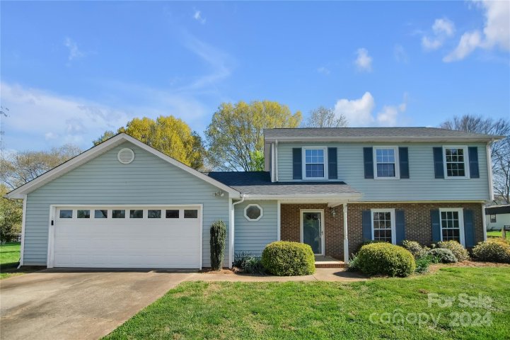 2041 Snowbird Lane sold home in Jefferson Woods, Gastonia, NC
