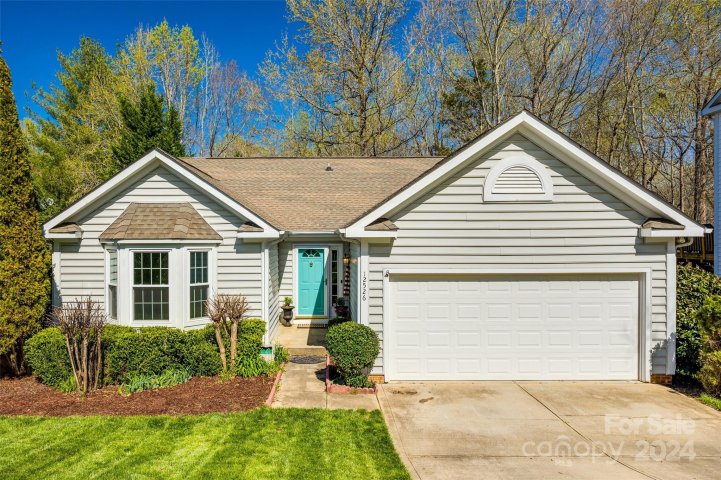 12526 Woodside Falls Road sold home in Woodside Falls, Pineville, NC