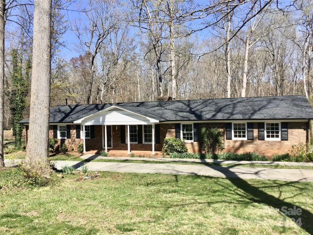 303 Brookmeade Drive sold home in Brookmeade, Statesville, NC