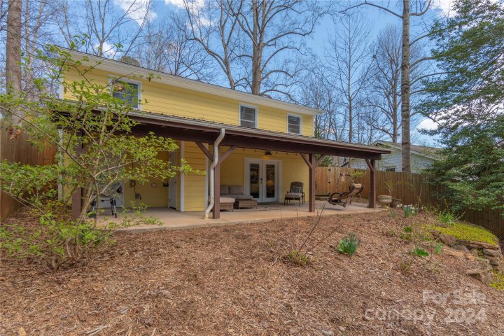 9 Rosemary Road sold home in Sulphur Springs Park, Asheville, NC