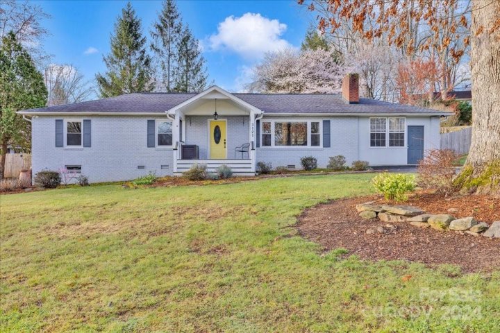 3121 Wesley Way sold home in Grimesdale, Hendersonville, NC