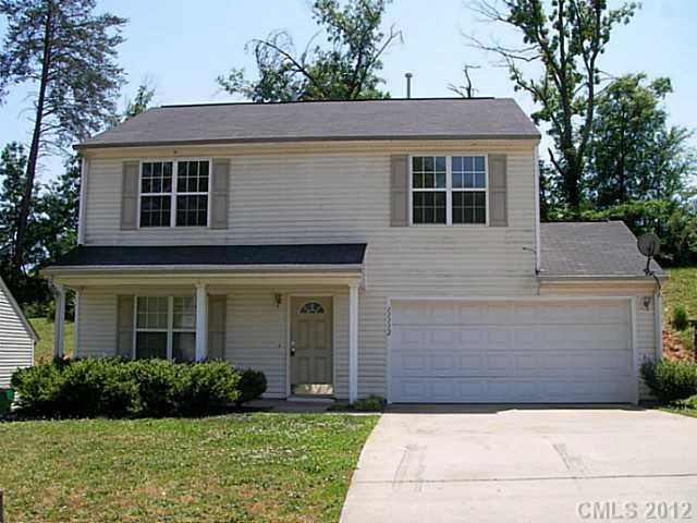 11112 Olde English Drive sold home in Fox Glenn, Charlotte, NC