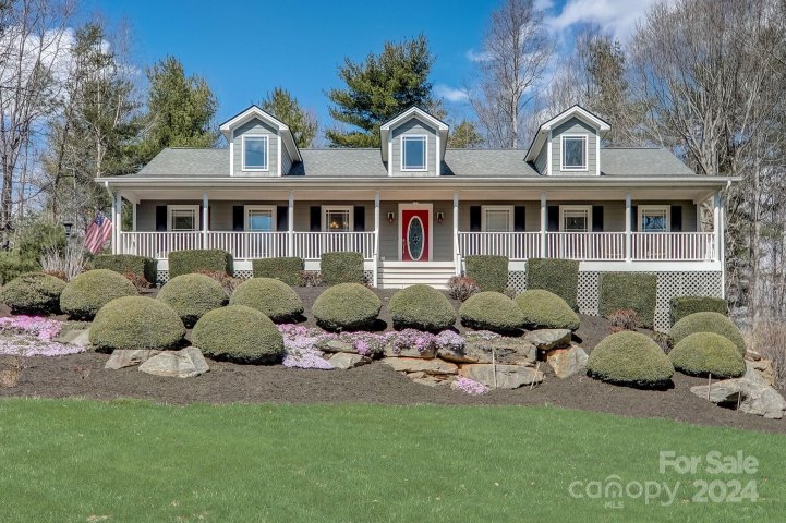 98 Spicebush Court sold home in Chestnut Ridge, Hendersonville, NC