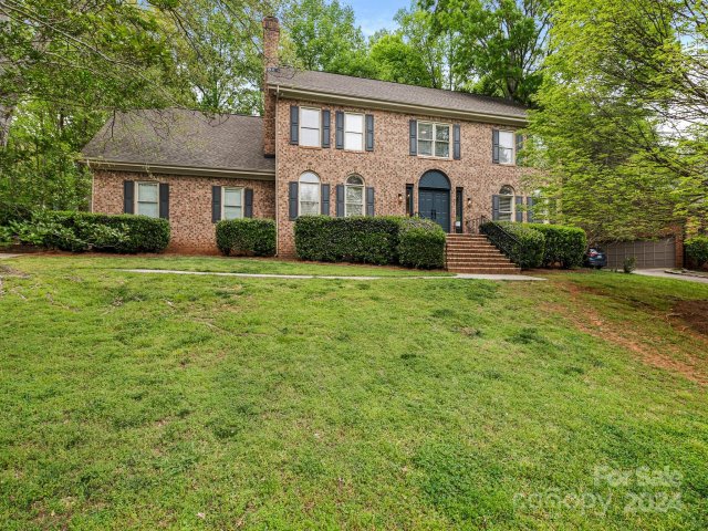 1130 Iverleigh Trail sold home in Huntington, Charlotte, NC