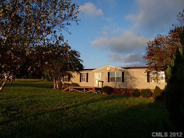 1071 Pond Court sold home in Western Acres, Kannapolis, NC