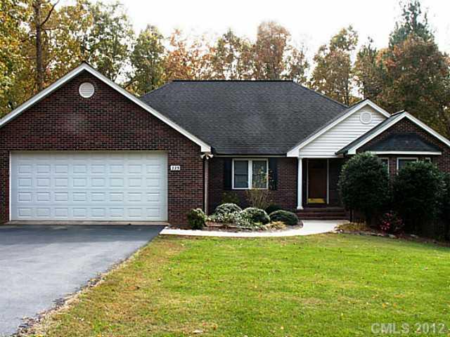 223 Fox Den Road sold home in Holly Hills, Troy, NC