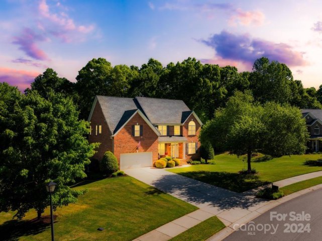 204 Winter Flake Drive sold home in Barium Seasons Village, Statesville, NC