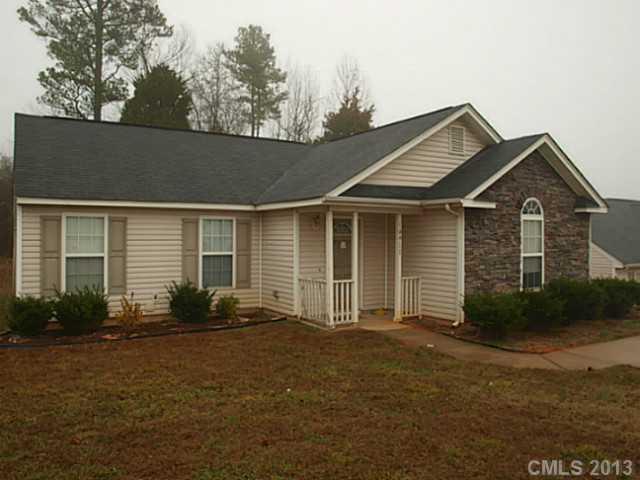 10911 Olde English Drive sold home in Fox Glenn, Charlotte, NC