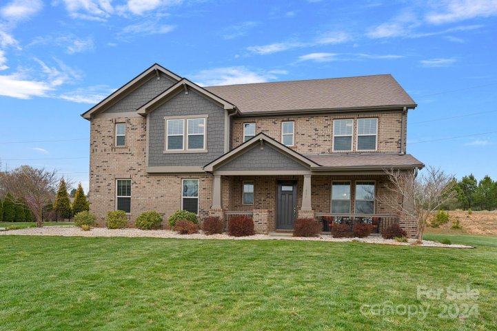 514 Alucio Court sold home in Candella, Matthews, NC