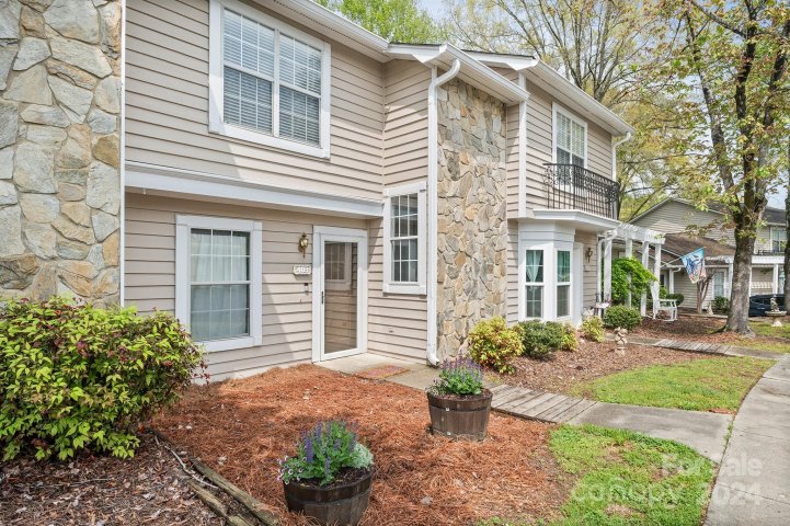 403 Heritage Parkway sold home in Manor Lake, Fort Mill, SC