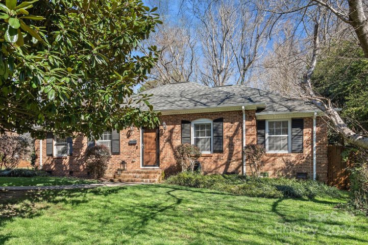 1218 Erinshire Road sold home in Castleton Gardens, Charlotte, NC