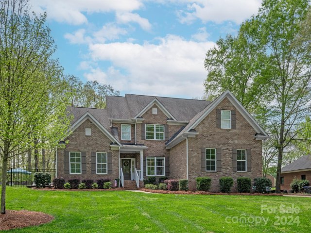 5112 Laurel Grove Lane sold home in Lake Providence, Weddington, NC