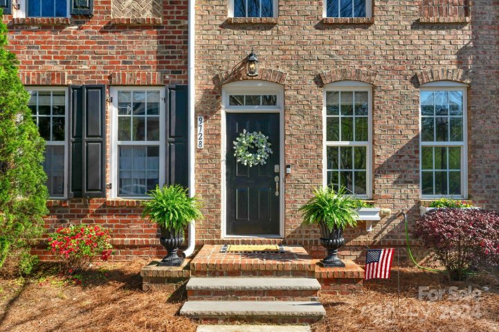 9728 Longstone Lane sold home in Cedar Walk, Charlotte, NC