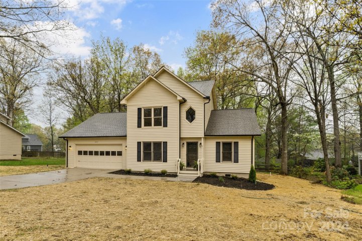 4057 Mattingly Drive sold home in Hidden Creek Estates, Hickory, NC