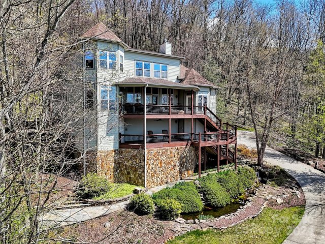 155 Twisted Trail sold home in Crestview Pointe, Waynesville, NC