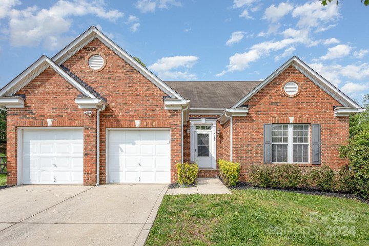 6304 Stoney Valley Court sold home in Stoney Creek, Charlotte, NC