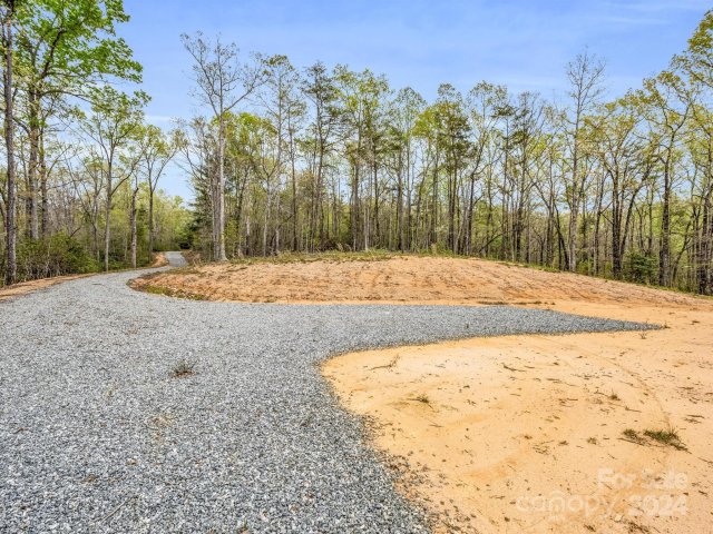 195 Hidden Hills Drive sold home in Hidden Hills, Rutherfordton, NC