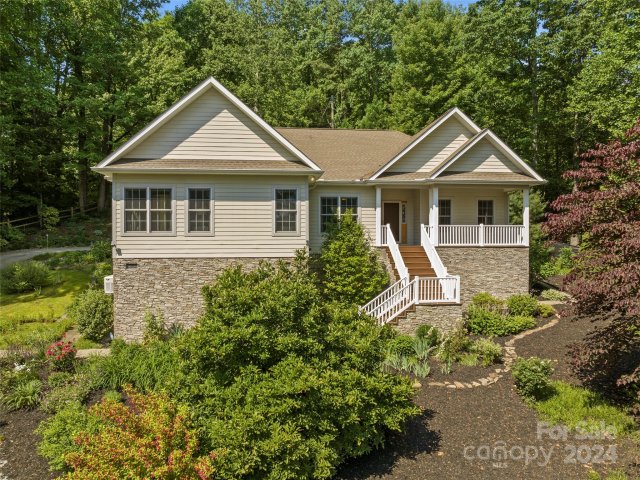 135 Buckeye Drive 94 sold home in Chestnut Ridge, Hendersonville, NC
