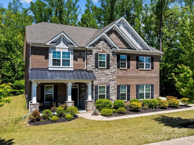2040 Sweet William Drive sold home in Blume, Harrisburg, NC