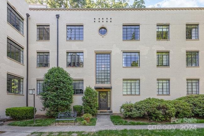 1121 Myrtle Avenue 42 sold home in Myrtle Square, Charlotte, NC
