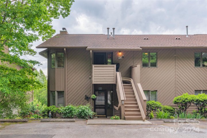 305 Piney Mountain Drive H3 sold home in Pine Cliff Condominiums, Asheville, NC
