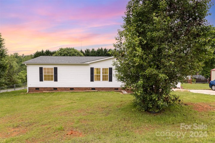 4001 Alvaro Lane sold home in Hoyles Creek, Dallas, NC