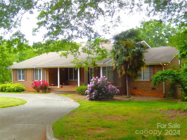1709 Lakeview Drive sold home in Lakeview Estates, Monroe, NC