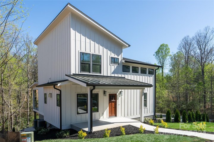 19 Winterhawk Drive sold home in Winterhawk, Arden, NC