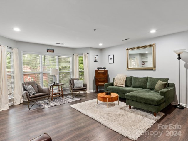 529 Graham Street 2C sold home in The Fourth Ward Square, Charlotte, NC