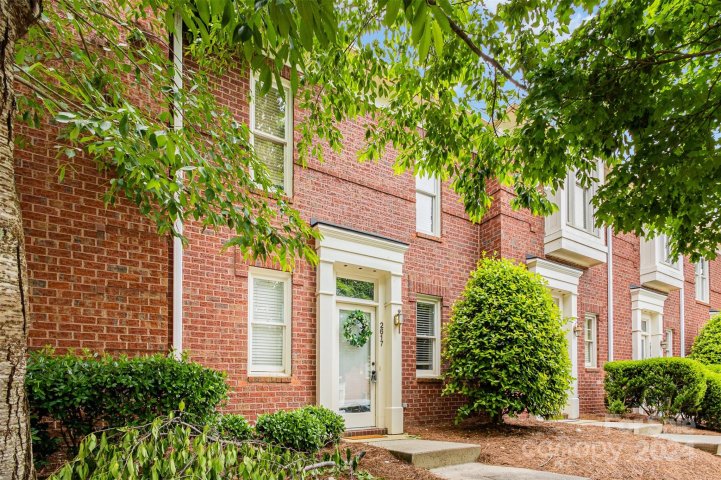 2617 Dilworth Heights Lane sold home in Dilworth Heights, Charlotte, NC