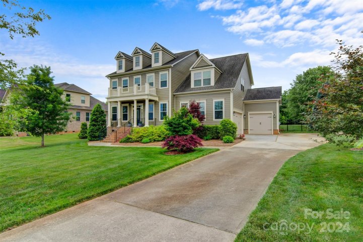 6370 Willow Farm Drive sold home in Willow Farms, Denver, NC