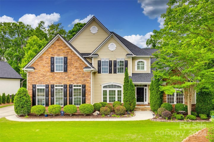 352 Calming Way sold home in Serenity Point, Tega Cay, SC