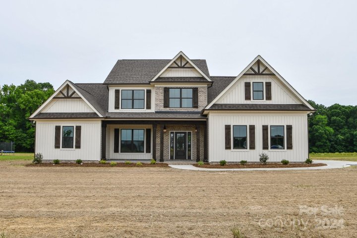 2624 Old Camden Road sold home in Alexander Woods, Monroe, NC
