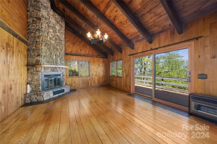 2531 Laurel Ridge Road sold home in Laurel Heights, Maggie Valley, NC