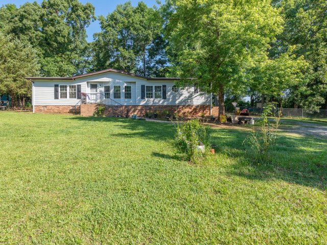 5215 Willow Run Drive sold home in Hampton Meadows, Monroe, NC