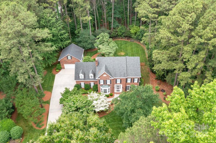 145 Wynward Lane sold home in North Shore, Mooresville, NC