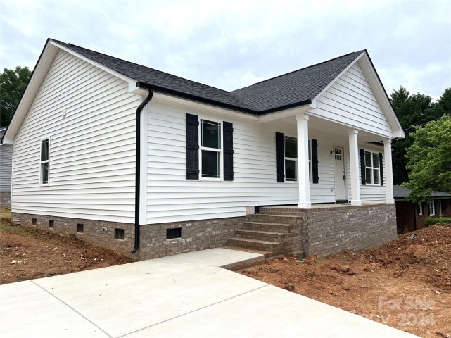 614 Brown Avenue sold home in Oakdale, Albemarle, NC