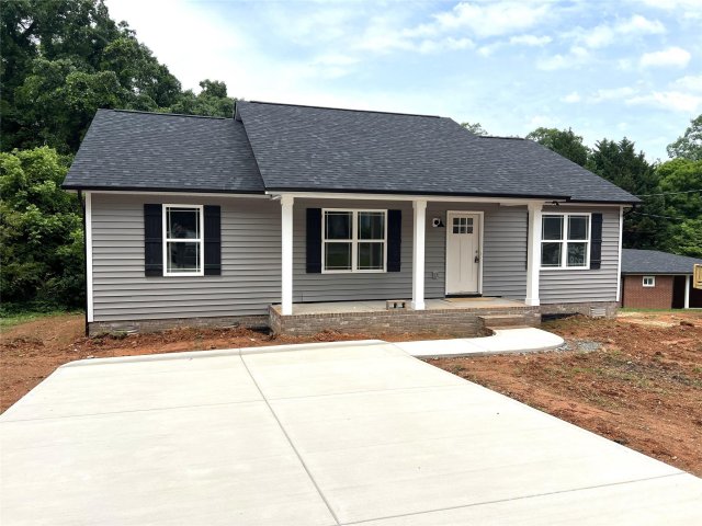 225 N 7th Street sold home in Oakdale, Albemarle, NC