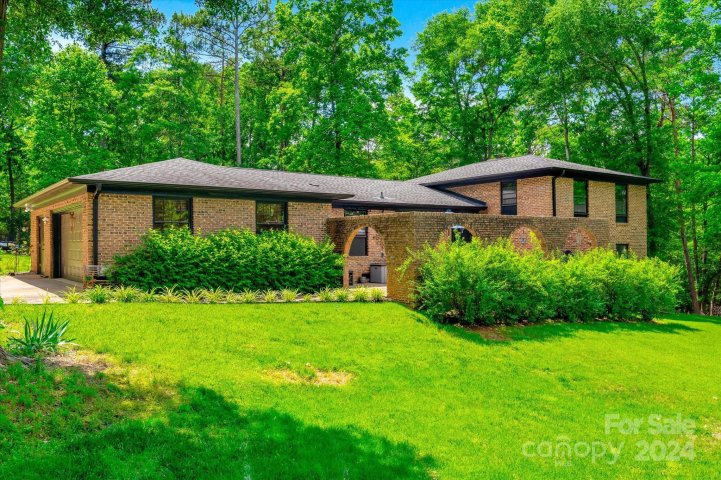 206 Woodwind Court sold home in Woodwind, Spartanburg, SC