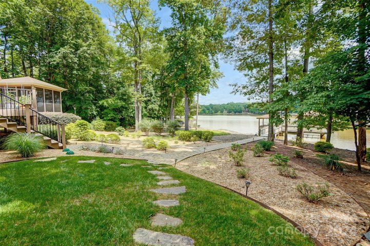 4555 River Oaks Road sold home in Lake Wylie, Lake Wylie, SC