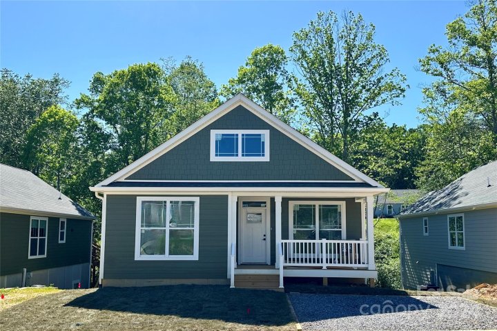 1017 Padgett Place sold home in Padgett Place, Black Mountain, NC