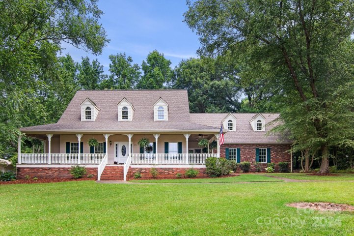 1715 Country Garden Drive sold home in Country Club Gardens, Shelby, NC