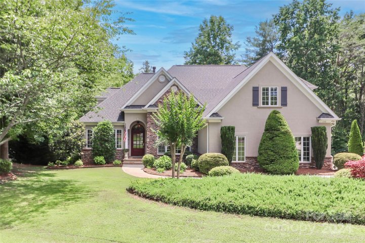 172 Northington Woods Drive sold home in Northington Woods, Mooresville, NC