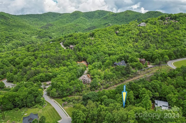 26 Old Lafayette Lane pending home in The Settings Of Black Mountain, Black Mountain, NC