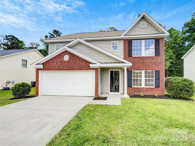 665 Lynville Lane sold home in Village Green at Wellsbrook, Rock Hill, SC