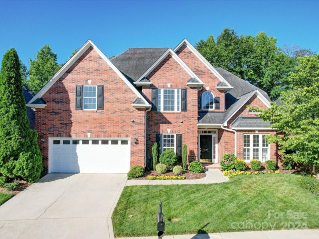 2509 Firethorn Court sold home in Cypress Pointe, Gastonia, NC