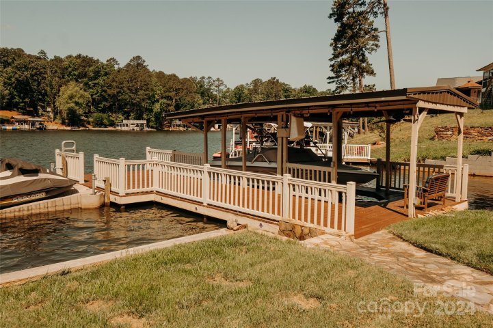 452 Pinehaven Drive sold home in Pinehaven, New London, NC