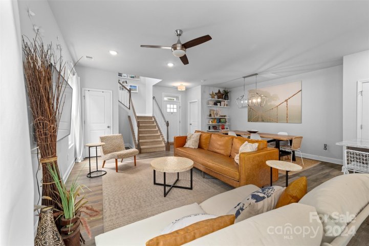 935 Lyndon Station Drive sold home in Chadwick Park, Pineville, NC